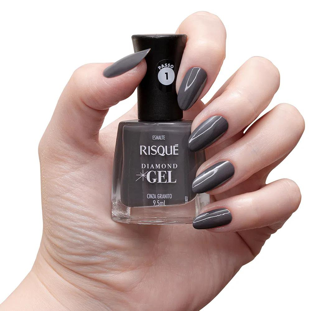 Esmalte Risqué Diamond Gel Cinza Granito 9,5ml - Cinza - Diamond Gel