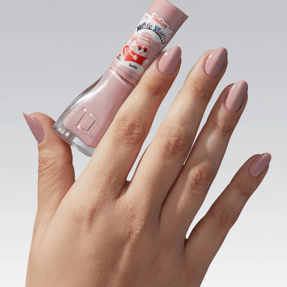 Esmalte Dailus Cremoso Milk Nails Latte 8ml