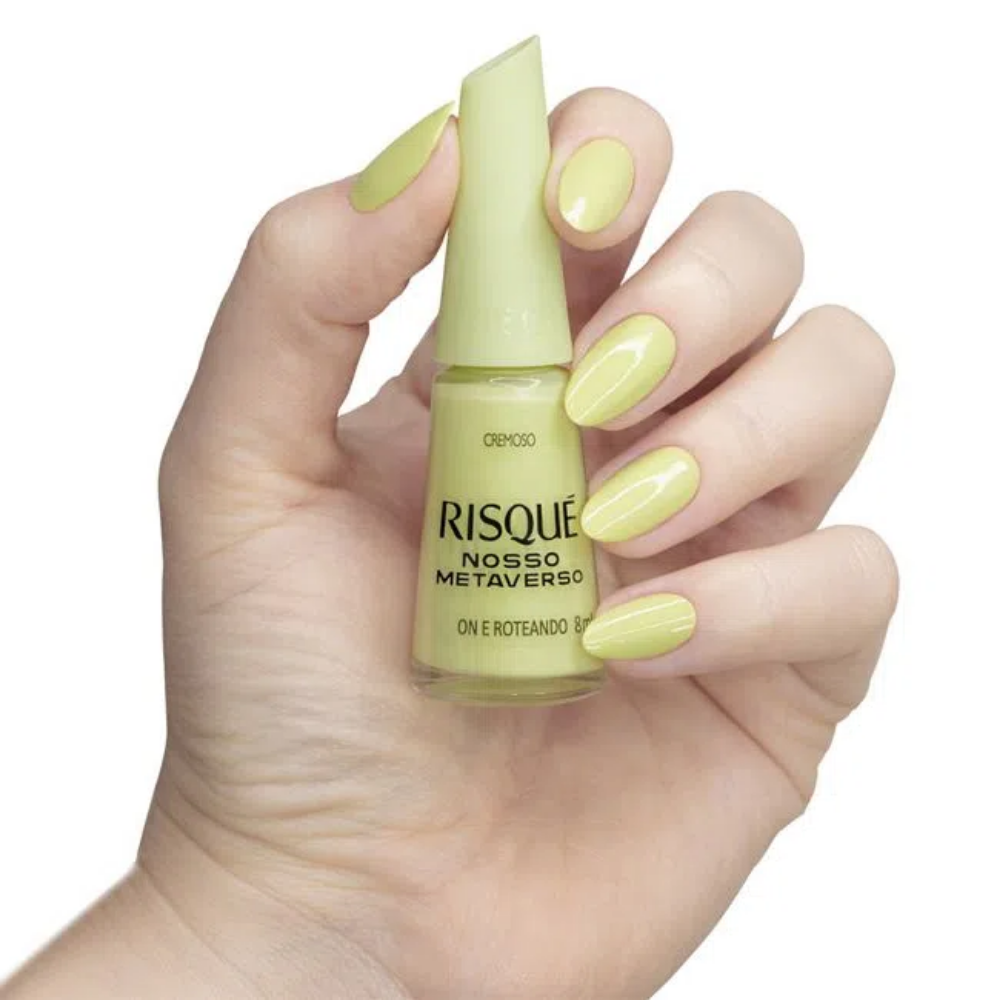Esmalte Risqué Cremoso On E Roteando 8ml - Verde - Nosso Metaverso